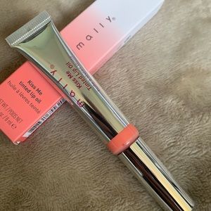 Mally Beauty Kiss Me Lip Oil Lipgloss in Peach Me BNIB